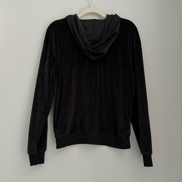 NBA Chicago Bulls Zip Hoodie | Women’s full zipper velvet embroidered sweater - Picture 3 of 8